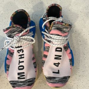 Adidas Pharrell William human race NMD
